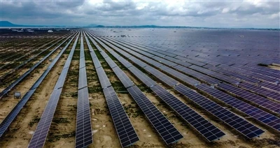 Türkiye's PV Leap: Alfa Solar & Chint New Energy JV postaví 2,5 GW integrovan...